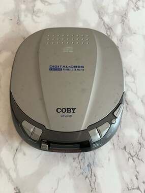 VTG Coby CX-CD106 Portable Compact Disc Player with Dynamic Bass Boost System